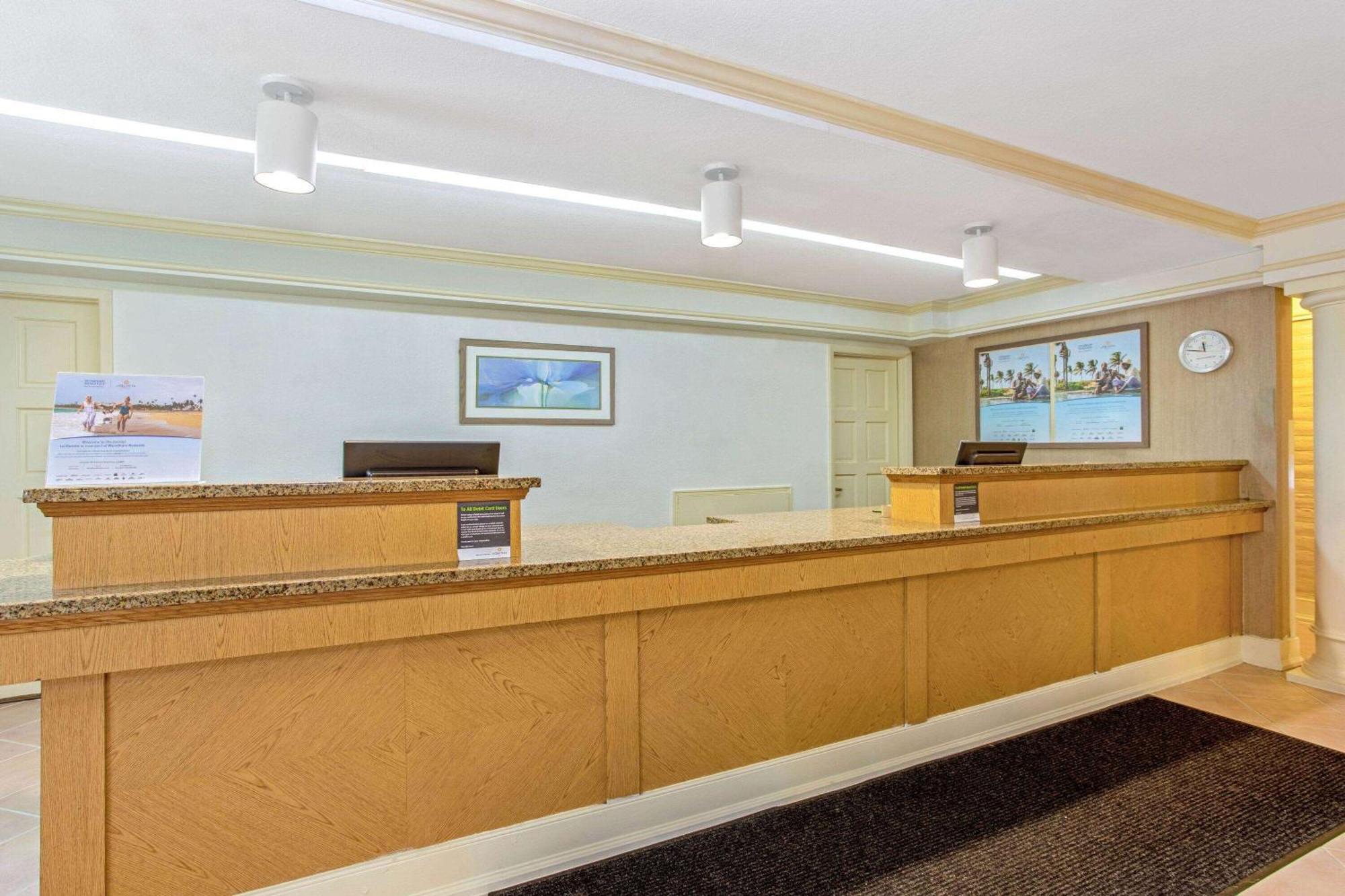 La Quinta Inn By Wyndham Orlando Airport West Esterno foto